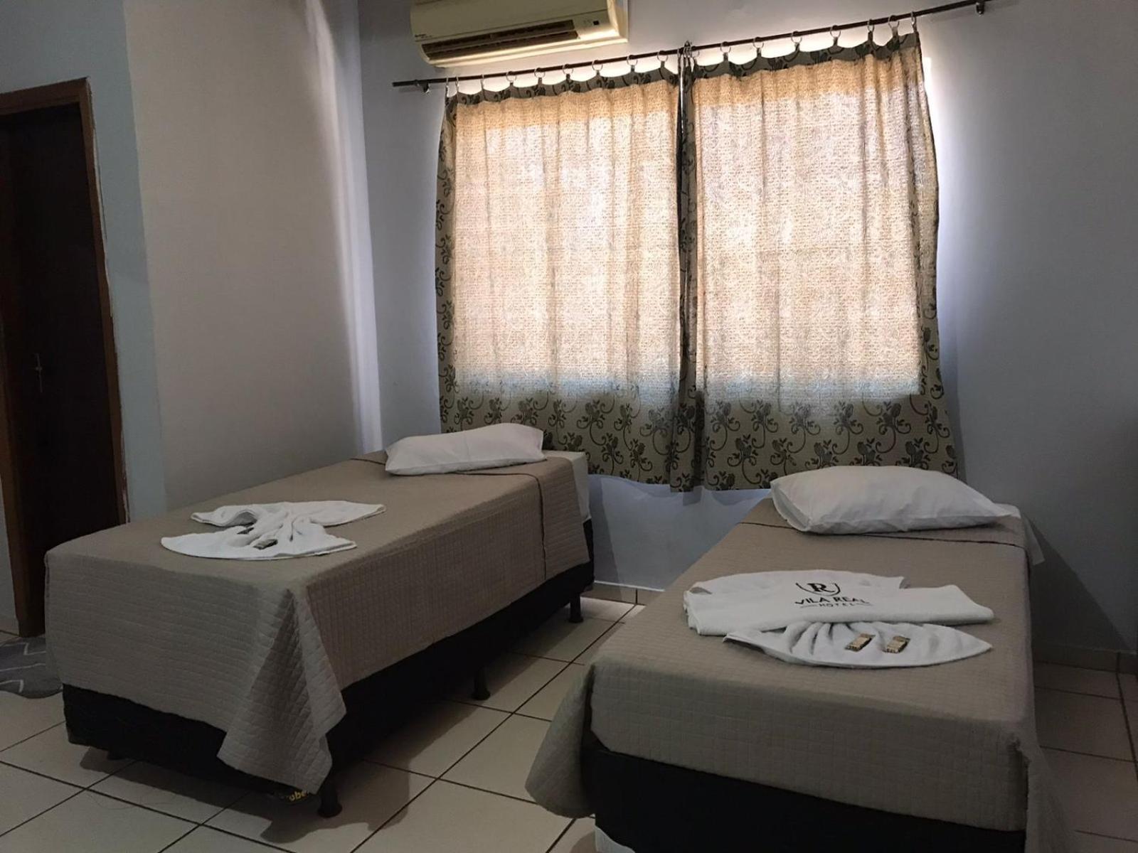 Hotel Vila Real Dourados Kültér fotó